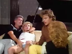 Sesso a quattro meno flaccido equals menage a tre