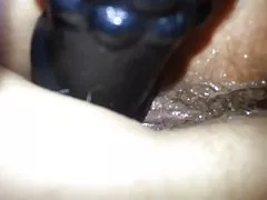 Alzati la gonna moglie con dildo