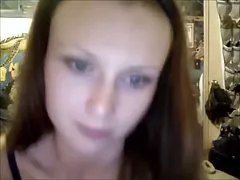 Rossa succhia gallo come un campione!