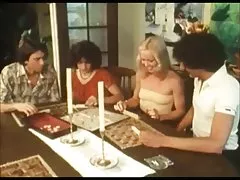 Annata di scrabble quindi divertimento sesso a quattro