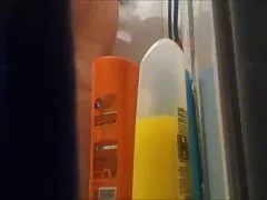 Nuda mamme catturata da cam nascosta doccia