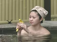 Bush: Giappone primavera spa naturale.